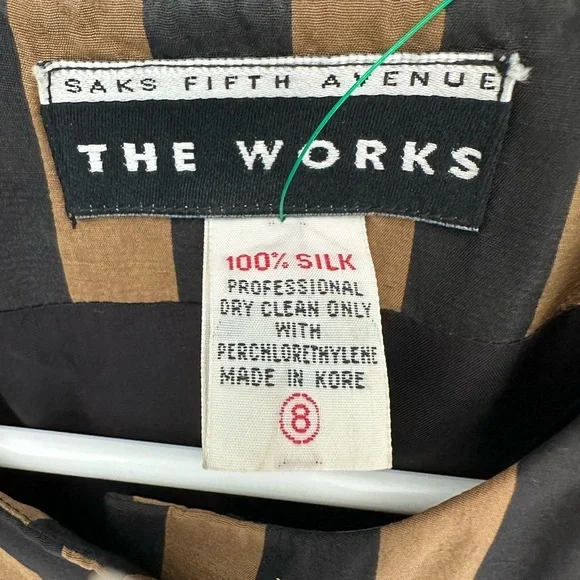 Vintage Saks Fifth Avenue Black & Gold Stripes 100% Silk Blazer size 8. - Picture 2 of 4